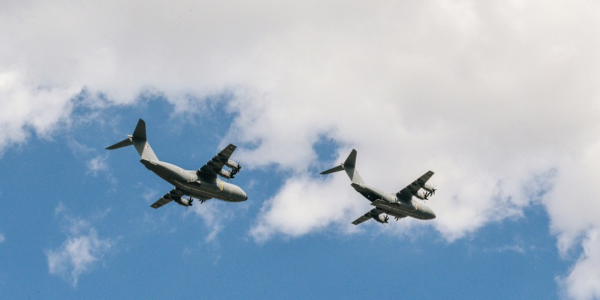 A view of aeropalnes, one of the most convenient and easiest ways to reach Maharashtra.