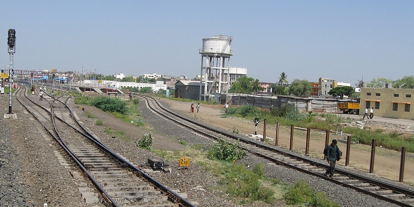 Huzur Sahib Nanded Railway Station in Nanded, symbolising travel and transit.