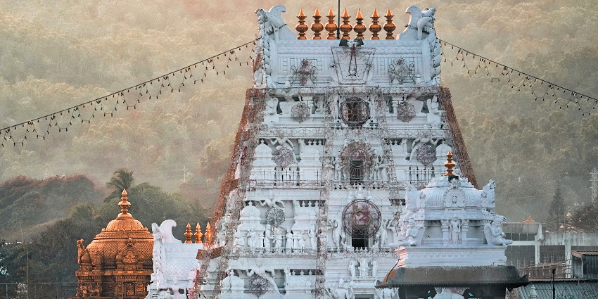 Reaching Tirupati is quite easy as it is the most popular destination in Andhra Pradesh.