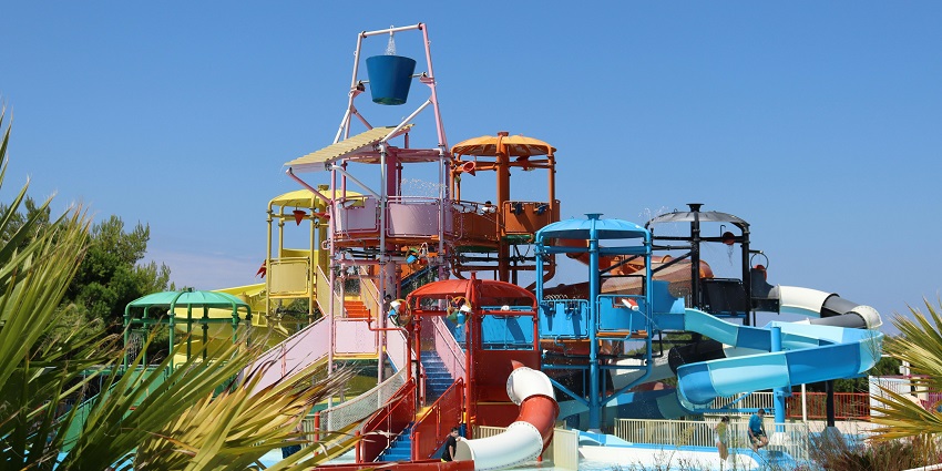 Reaching Wonderland Water Park Jaipur is quite easy as it is famous around the city.