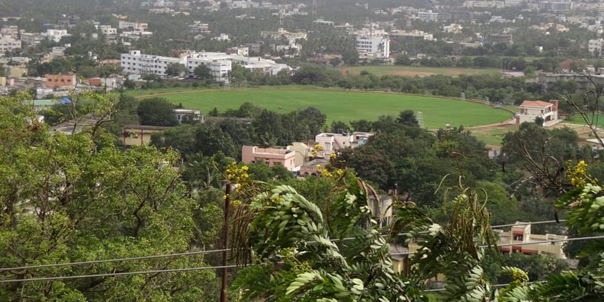 Hubli is one of the most unique places to visit near Davangere for every traveller.