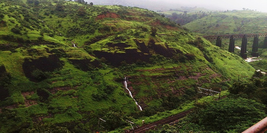 A scenic view of the hills of Igatpuri, which is one of the best places to visit near Pune in winter