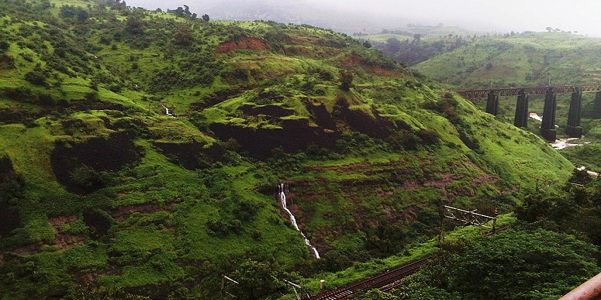 Image of Igatpuri Hill Station is encircled by verdant forests and foggy mountains