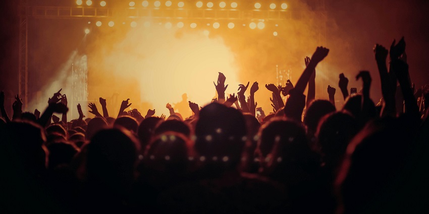 Popular nightclub featuring performances, DJs, and a vibrant atmosphere
