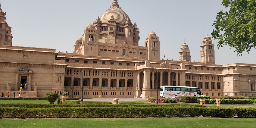 Lavish hotel offering premium amenities and traditional hospitality.
