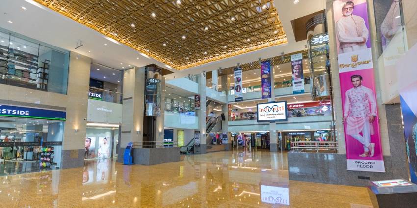 A complete family shopping experience in a shopping mall in Andheri