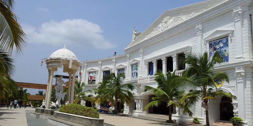 Innovative Film City is an interesting place to visit in Bangalore for children to enjoy.