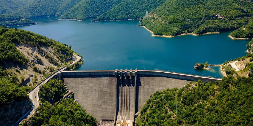Iravangalar Dam is labelled among the top tourist places among visitors perched on a hill.