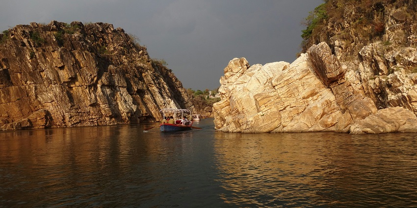 An image showing Jabalpur, a popular attraction near Kanha National Park for travellers.