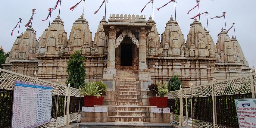 Jain Temple Kanakapura has exquisite architecture and peaceful spiritual ambiance.