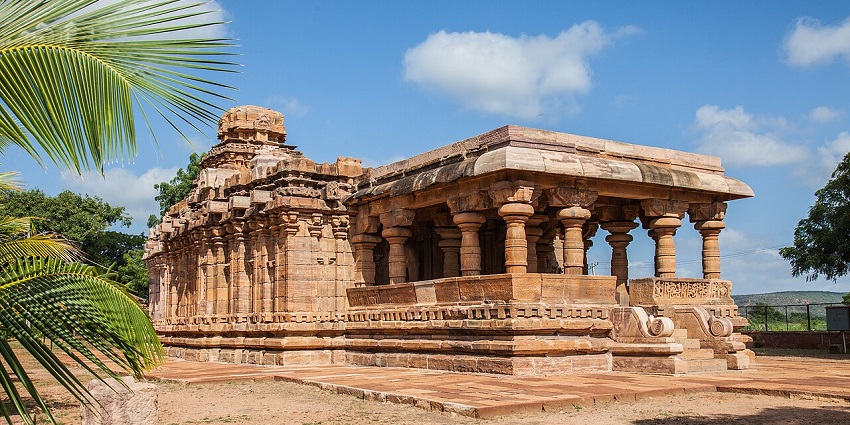 Pattadakal Jain Temple has intricate carvings showcasing Chalukya-era cultural diversity