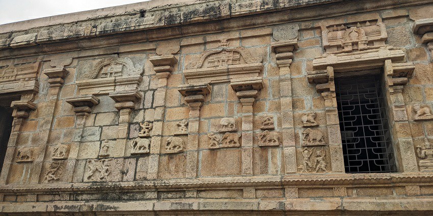 Temples In and around Srirangam include Jambukeswarar Temple