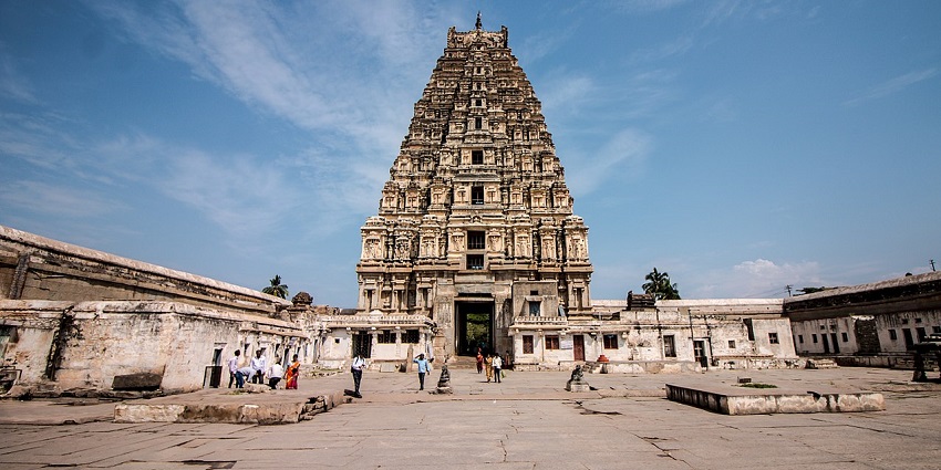 Jambulinga Temple feature Nagara architecture with intricate carvings and tranquility.