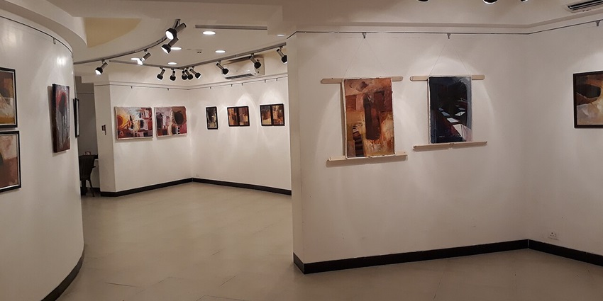 A cultural museum inside Mumbai Airport, displaying India’s artistic heritage through a multi-story Art Wall.