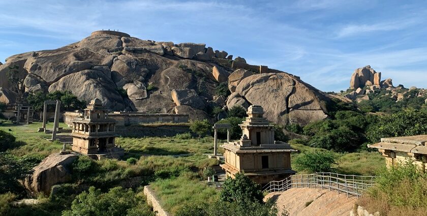 A quaint view of a famous fort in Karnataka exuding historical significance and charm.