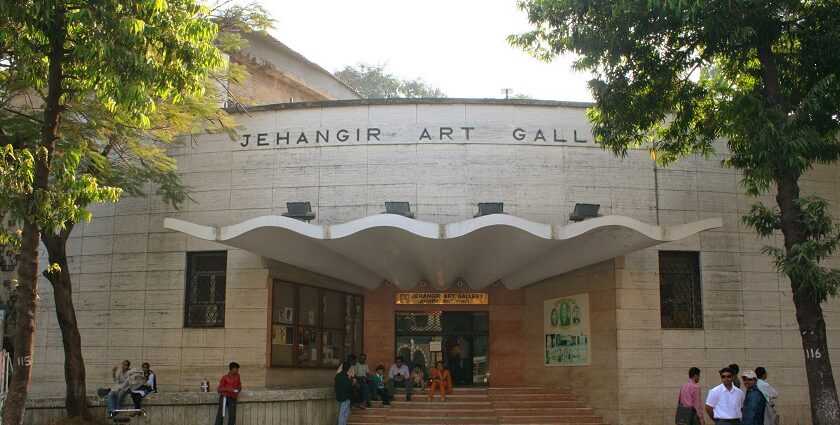 Exterior view of Jehangir Art Gallery in Mumbai, highlighting its architecture.