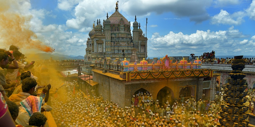 A view of Khandoba Temple in Jejuri, showcasing its intricate architecture and details.