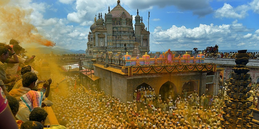 Khandoba Temple is a peaceful shrine among places to visit near Pune within 50 km