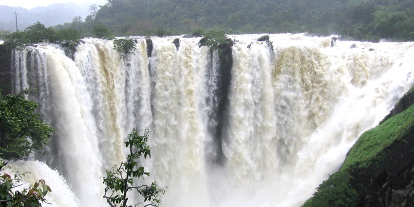 Places to visit in Karnataka in September is Jog Falls, a spectacular 830-foot waterfall.