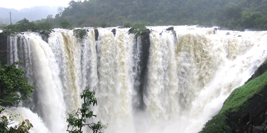 Jog Falls, a stunning place to visit in Karnataka in monsoon, cascades 830 feet.