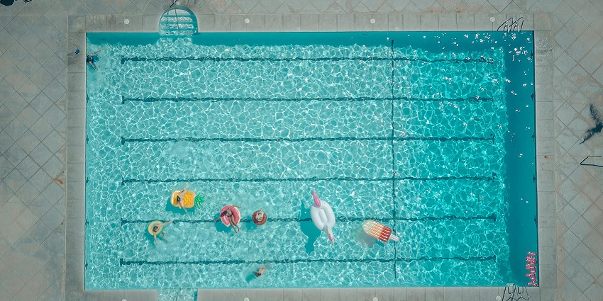 Jump into a pool party in Pune only at JW Marriott
