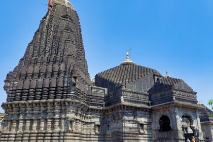 5 must-visit jyotirlinga temples in Maharashtra for your spiritual journey.