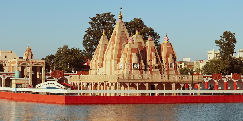 Jyotisar is one of the most amazing tourist attractions for every traveller to explore.