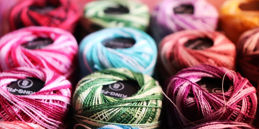 A renowned textile store, for traditional fabrics with the best and most pure quality.