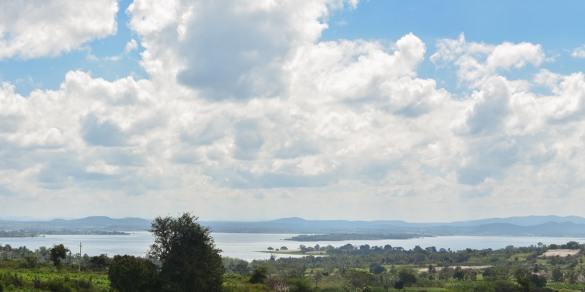 Kabini River is magnificent and is the best place to visit near Bangalore in June.