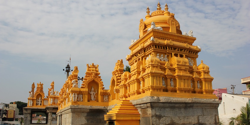 Kadu Malleshwara Temple, is known for its detailed carvings and serene environment.