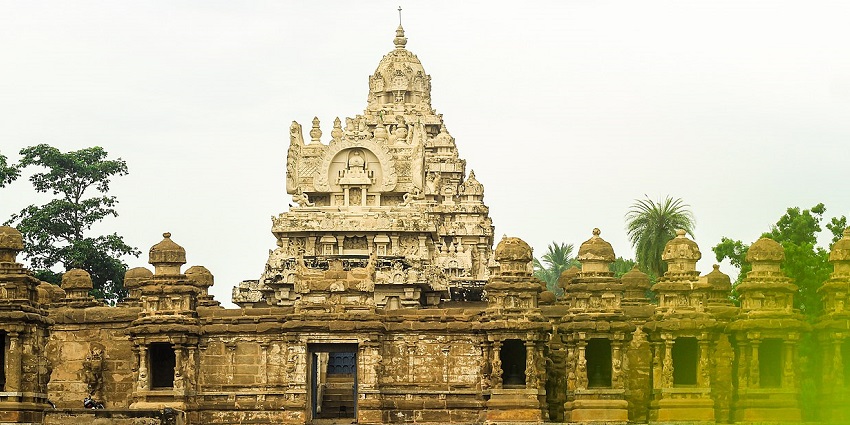 An image of Kailasanatha Temple, one of the popular destinations near Lizard Temple in Kanchipuram