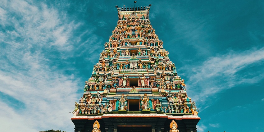 Temple at Kaivara with traditional architecture – places to visit near Chikkaballapur.