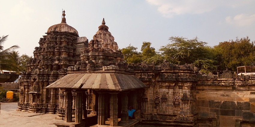 Kalaghatagi, the charming town with temples, festivals, and scenic landscapes for all.