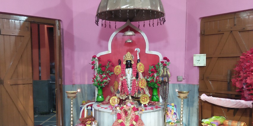 Kali Bari Temple is one of the best places to visit near Palghar for spiritual serenity.