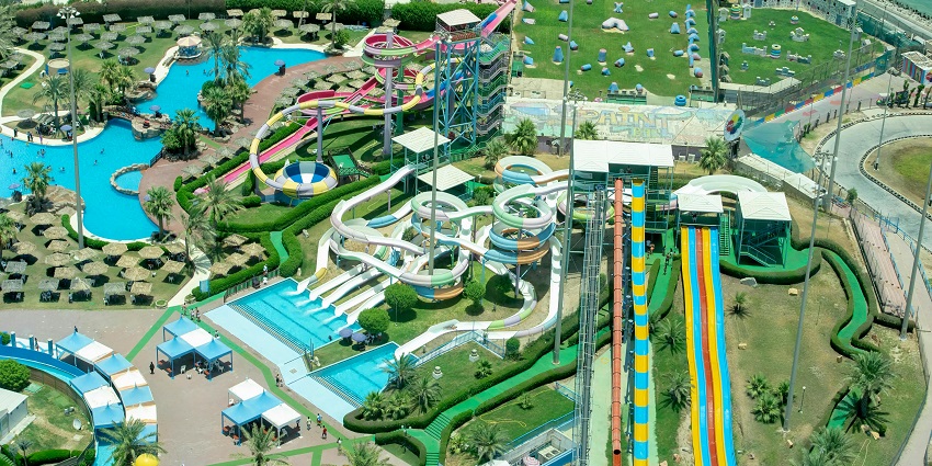 Water slides and swimming pools atKamala Water Park, featuring vibrant and fun aquatic attractions.