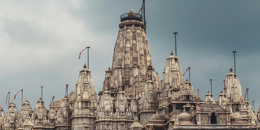 Kanch Mandir is one of the most famous Jain temples in Indore, known as ‘Glass Temple’.