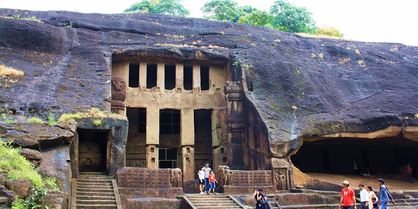 A picture of Kanheri Caves which is one of the key tourist attractions near Mumbai Airport