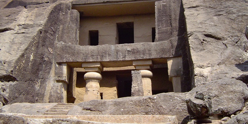 Kanheri Caves, is among the best places to visit in Mumbai in summer offering Ancient Buddhist rock-cut architecture in serene greenery.