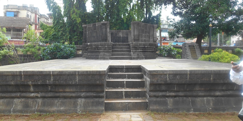 Kanhoji Angre Samadhi is a unique and serene site featuring both a temple and a memorial.