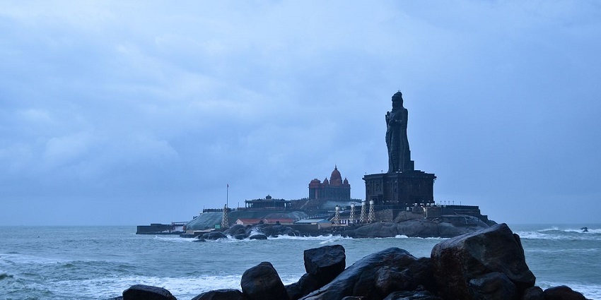 Kanyakumari Beach
is one of the most famous places to visit near Nagercoil