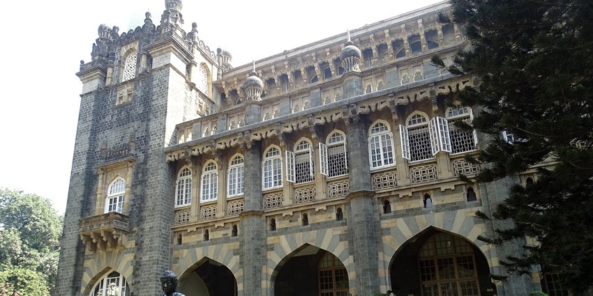 Karad Museum is one of the places to visit in Karad which showcases local history.