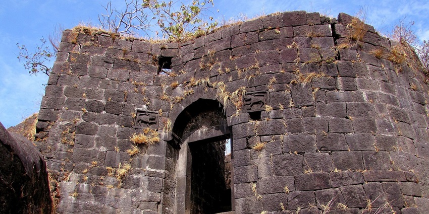 Karnala Fort is among the best places to visit in Panvel to dig into the region’s history.