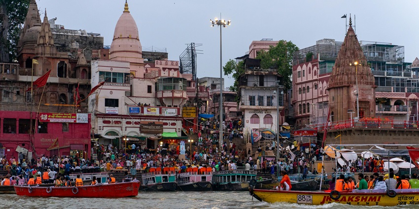 Kashi Vishwanath Temple in Hoskote is a serene site dedicated to Lord Shiva
