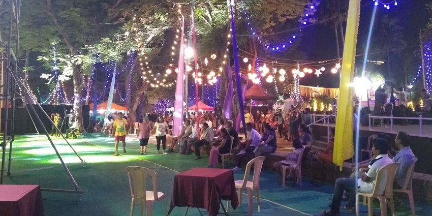 Katzensuppe, is among the best party places in Morjim serving comforting dishes in a charming setting.