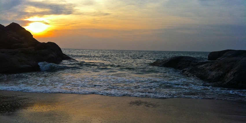 Experience the calm vision of Kaup Beach in Udupi, a perfect coastal getaway.