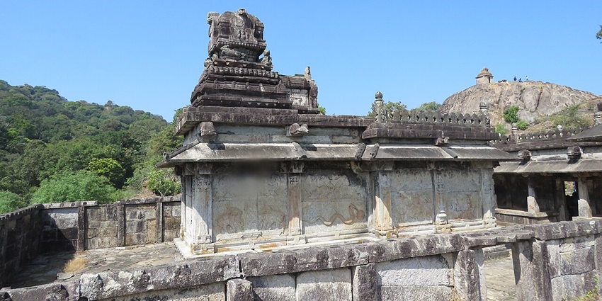 Image of Kavaledurga Fort in Shimoga - one of the best places to visit near Shimoga