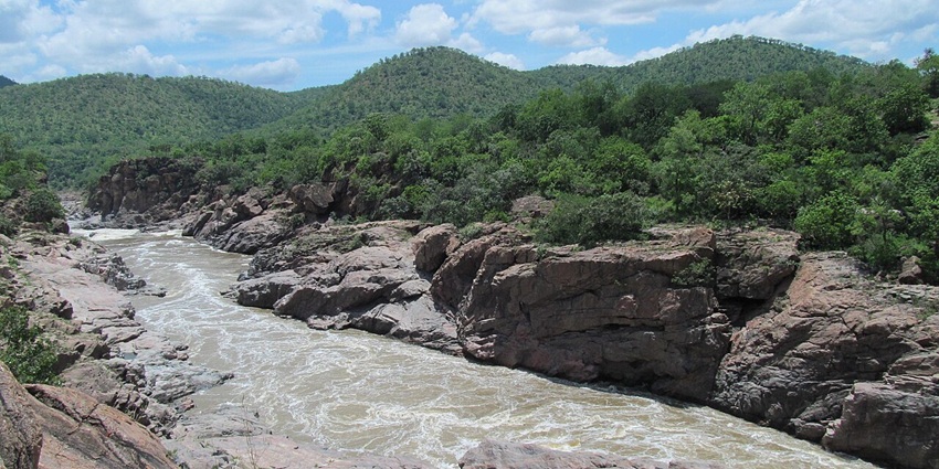 One of the places to visit near Kanakpura Kaveri Wildlife Sanctuary with diverse wildlife.