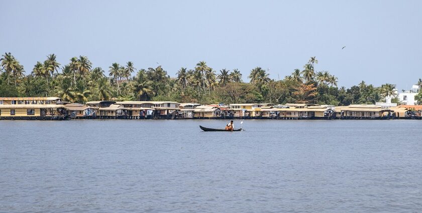 Experience the thrill of Kayaking in Alleppey in Kerala for a memorable getaway.