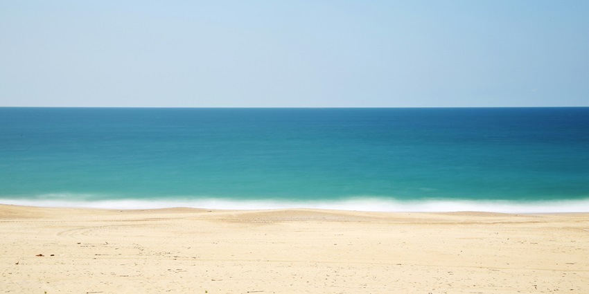 Kelva Beach is one of the most tranquil places to spend some time and relax amidst nature.