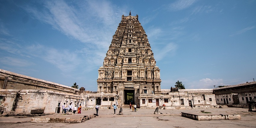 Kere Basavanna Temple, the site with exquisite architecture and greenery
